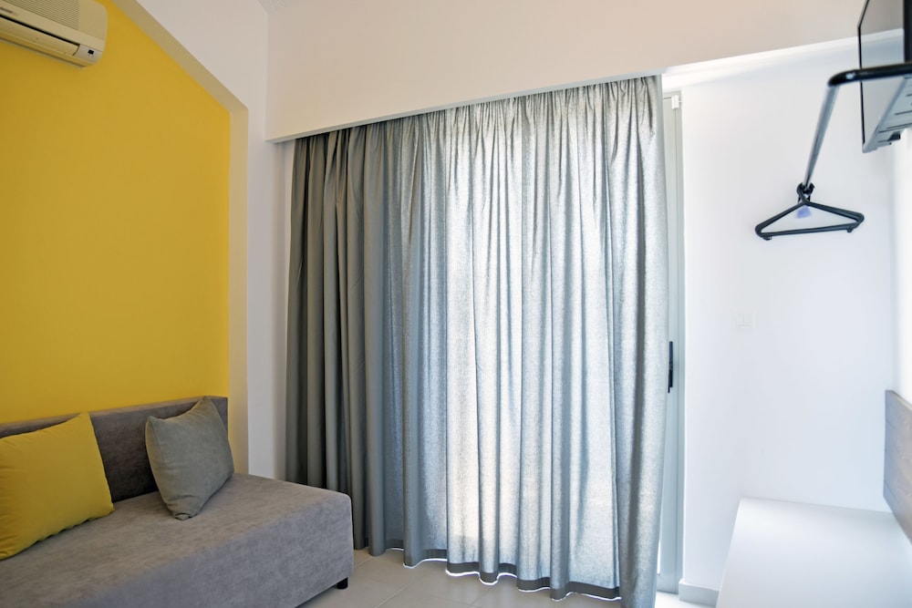 Hillside Studios & Apartments — Hotel rooms in Faliraki, South Aegean