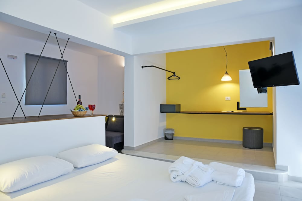 Hillside Studios & Apartments — Hotel rooms in Faliraki, South Aegean