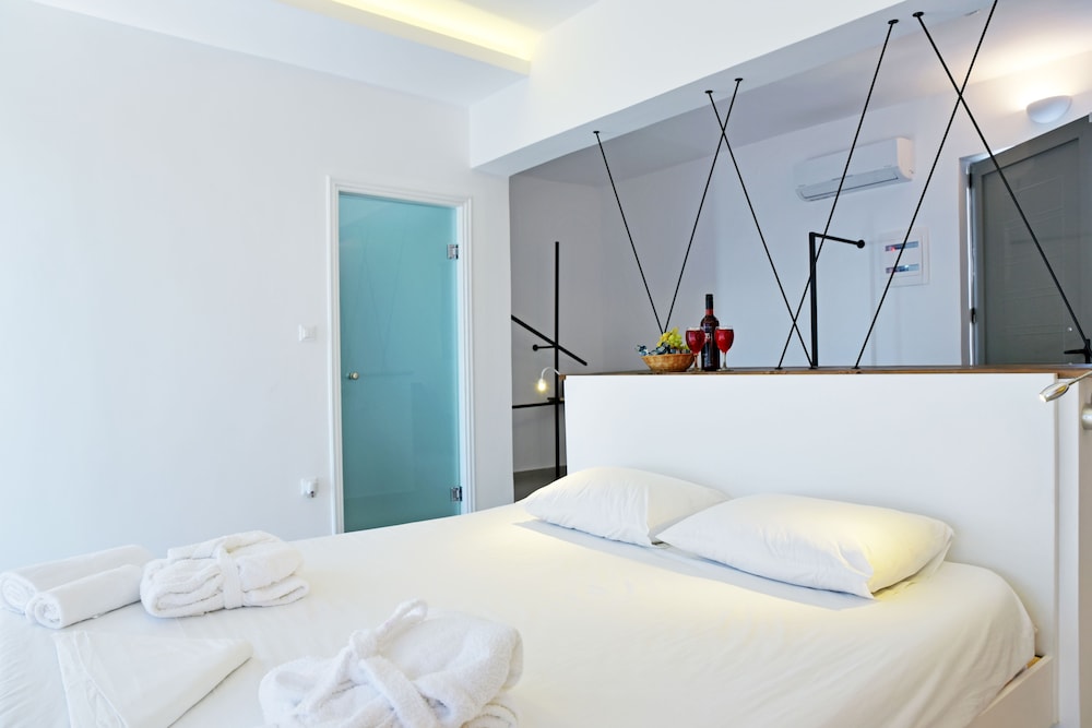 Hillside Studios & Apartments — Hotel rooms in Faliraki, South Aegean