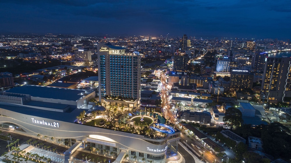 Grande Centre Point Pattaya — Attractions in the area in Pattaya, Chonburi