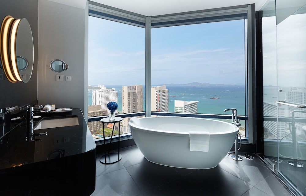 Grande Centre Point Pattaya — Hotel rooms in Pattaya, Chonburi