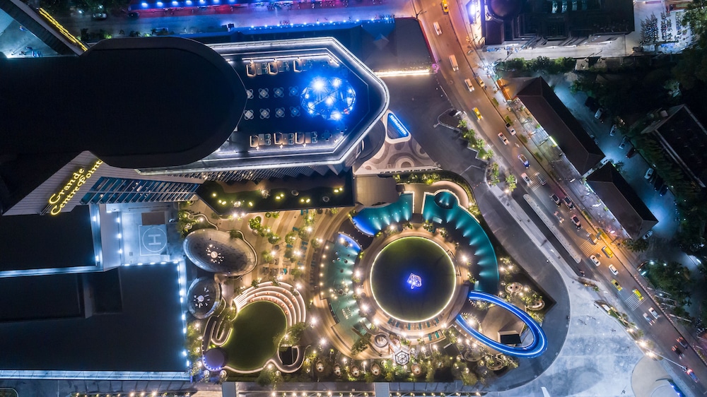 Grande Centre Point Pattaya — Hotel building in Pattaya, Chonburi
