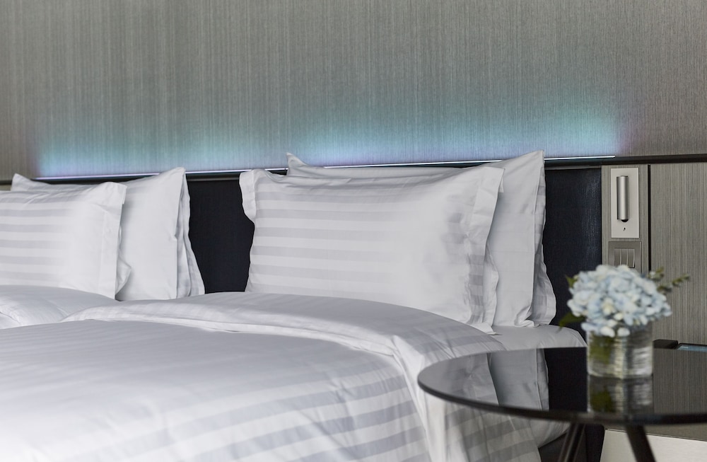 Grande Centre Point Pattaya — Hotel rooms in Pattaya, Chonburi