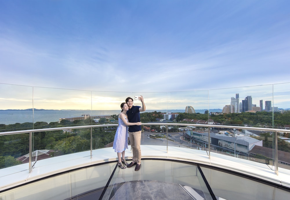 Grande Centre Point Pattaya — Attractions in the area in Pattaya, Chonburi