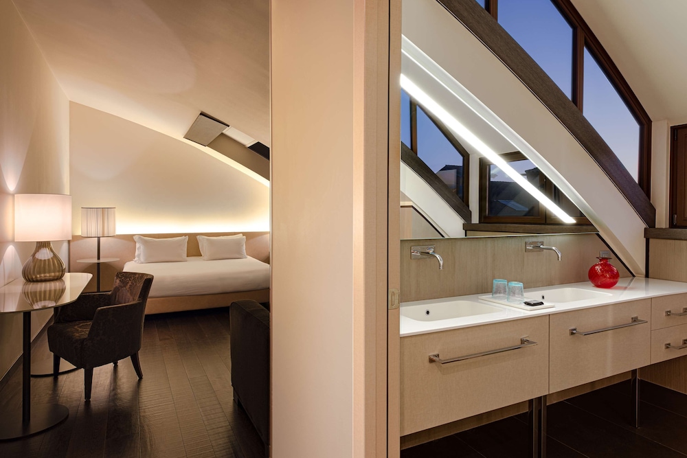 Hyatt Centric Murano Venice — Hotel rooms in Venice, Veneto