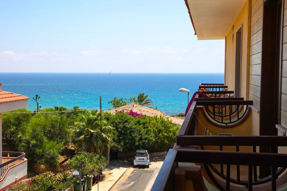 Albergo Perseo — Main photo in Portopalo, Sicily