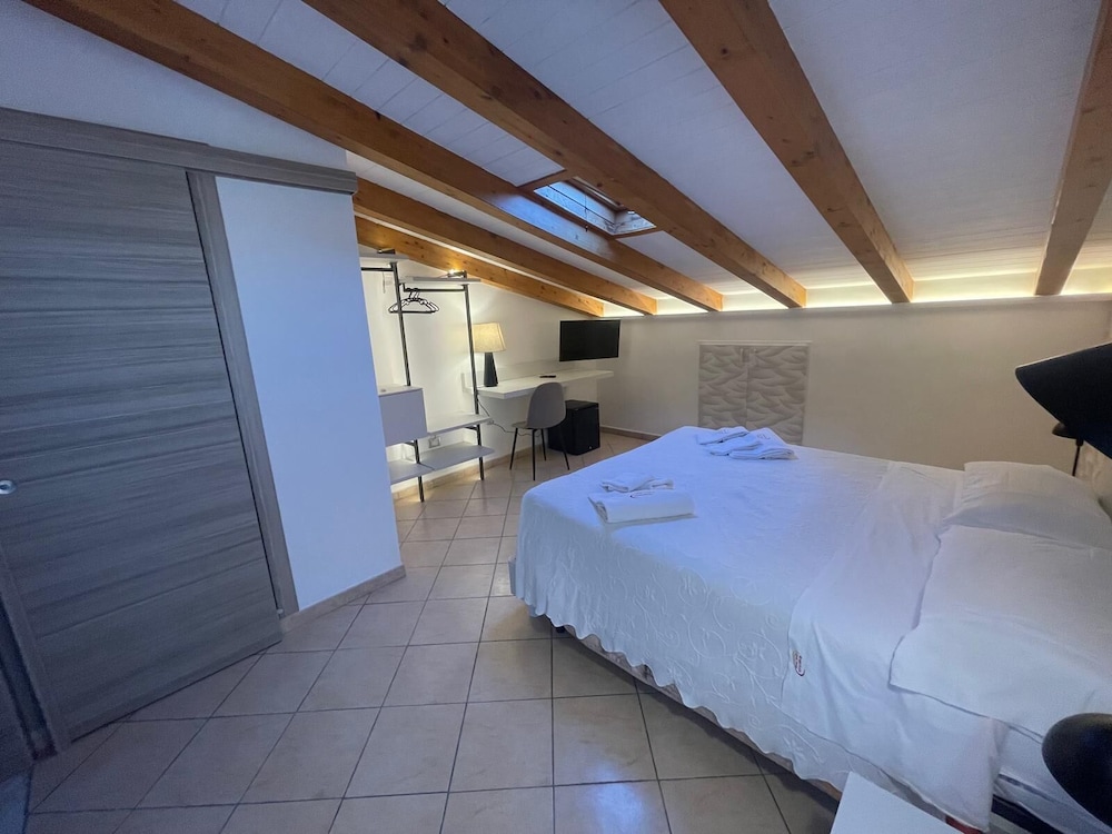 Albergo Perseo — Hotel rooms in Portopalo, Sicily