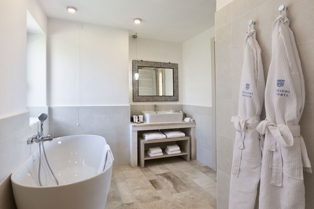 Baglioni Resort Sardinia - The Leading Hotels of the World — Hotel rooms in San Teodoro, Sardinia