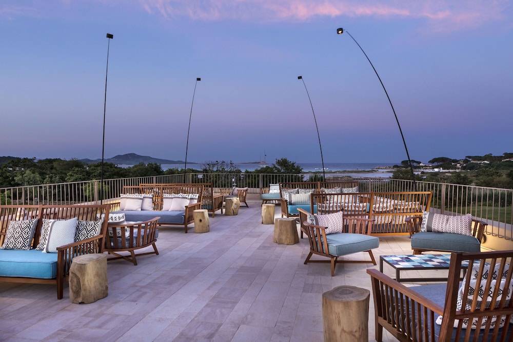 Baglioni Resort Sardinia - The Leading Hotels of the World — Restaurant & bars in San Teodoro, Sardinia