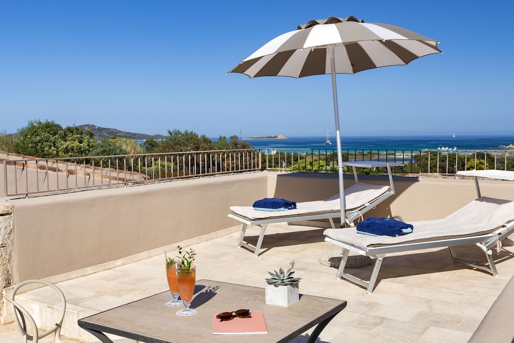 Baglioni Resort Sardinia - The Leading Hotels of the World — Beach in San Teodoro, Sardinia