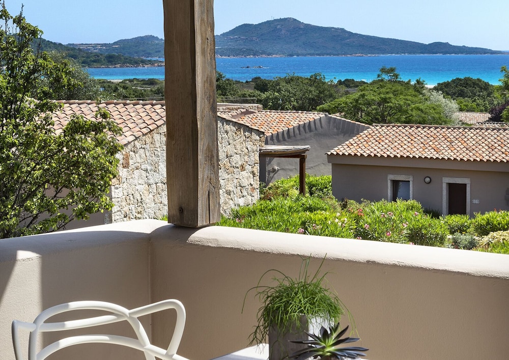 Baglioni Resort Sardinia - The Leading Hotels of the World — Hotel rooms in San Teodoro, Sardinia