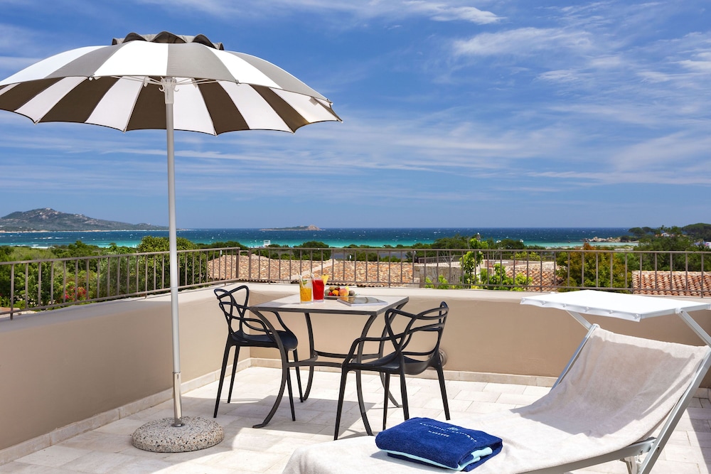 Baglioni Resort Sardinia - The Leading Hotels of the World — Hotel rooms in San Teodoro, Sardinia