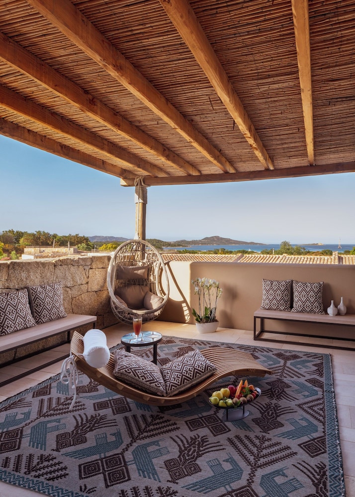Baglioni Resort Sardinia - The Leading Hotels of the World — Hotel rooms in San Teodoro, Sardinia
