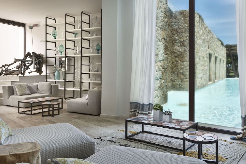 Baglioni Resort Sardinia - The Leading Hotels of the World — Hotel rooms in San Teodoro, Sardinia