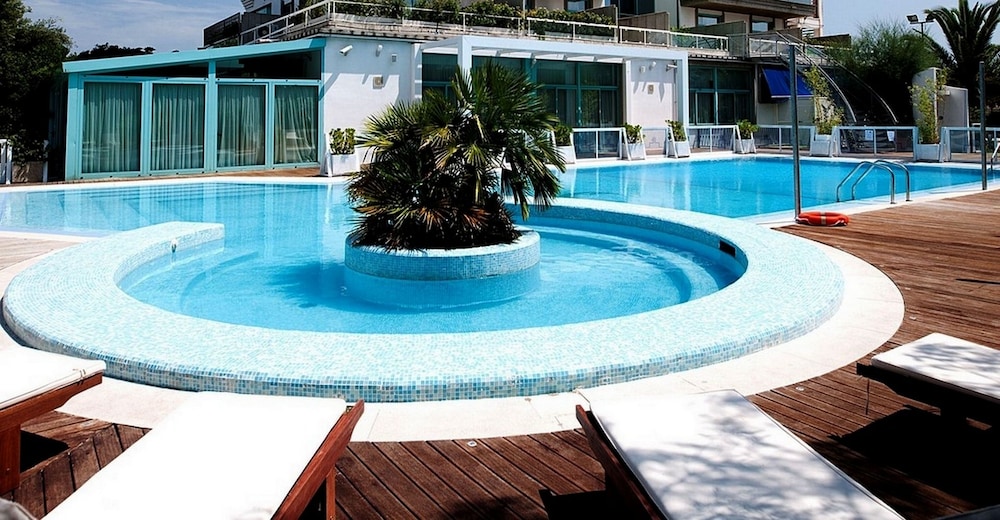 Hotel Excelsior
