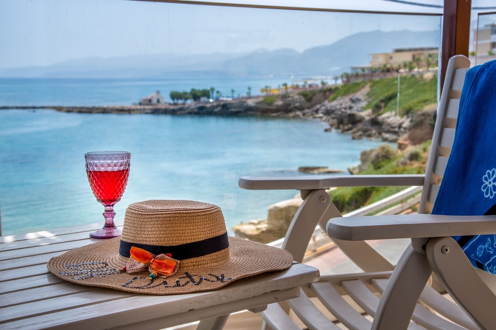 Porto Greco Village Beach Hotel - All Inclusive — Beach in Hersonissos