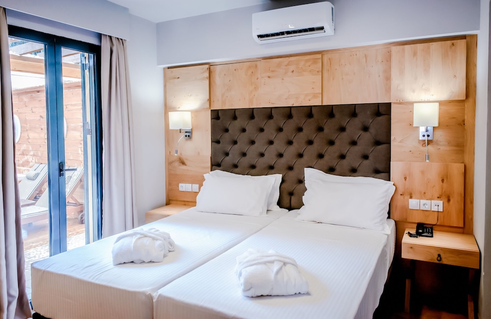 Porto Greco Village Beach Hotel - All Inclusive — Hotel rooms in Hersonissos