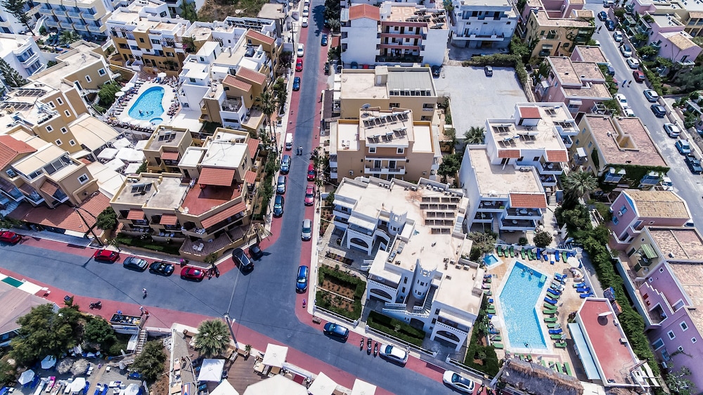 Porto Greco Village Beach Hotel - All Inclusive — Hotel building in Hersonissos