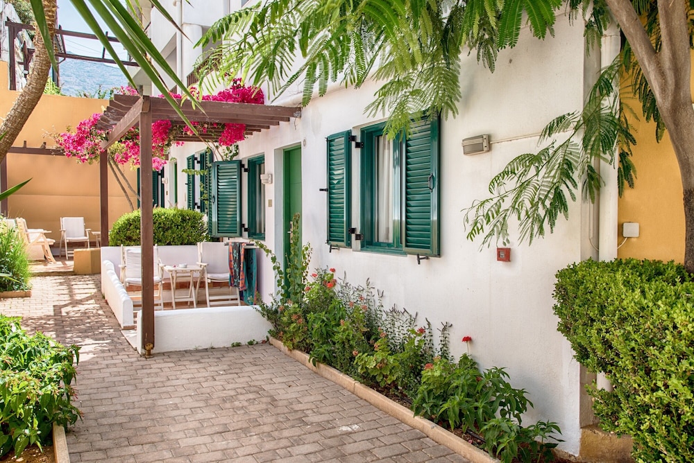 Porto Greco Village Beach Hotel - All Inclusive — Hotel building in Hersonissos
