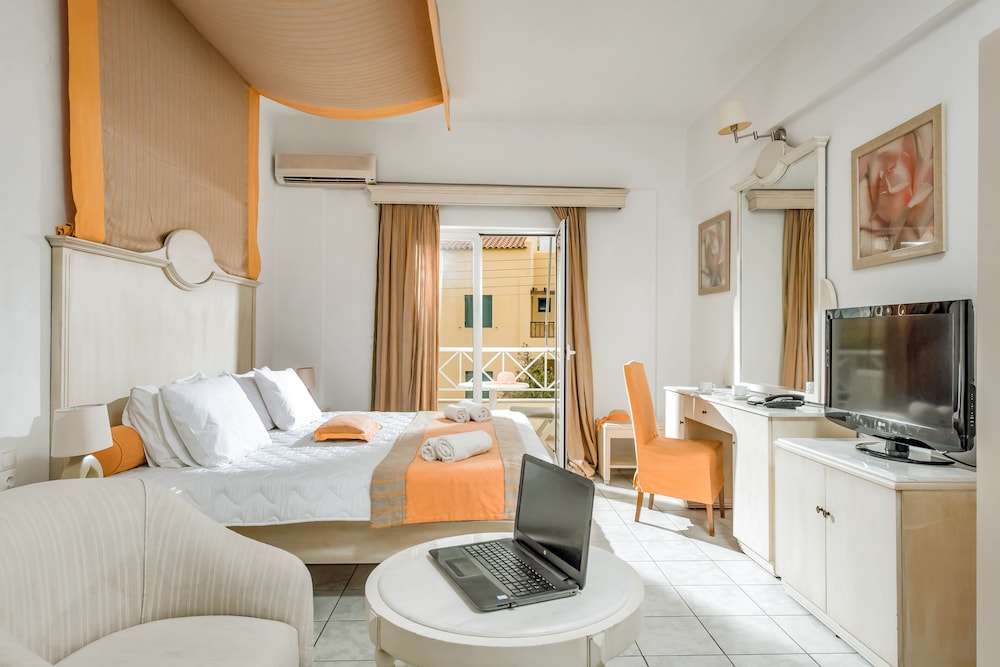 Porto Greco Village Beach Hotel - All Inclusive — Hotel rooms in Hersonissos