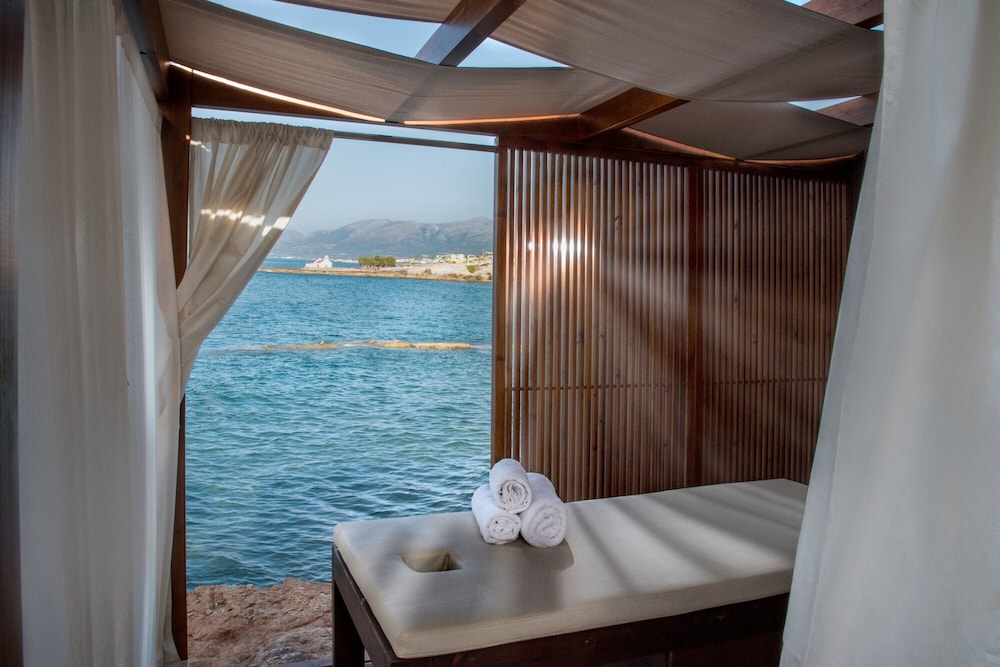 Porto Greco Village Beach Hotel - All Inclusive — Hotel rooms in Hersonissos