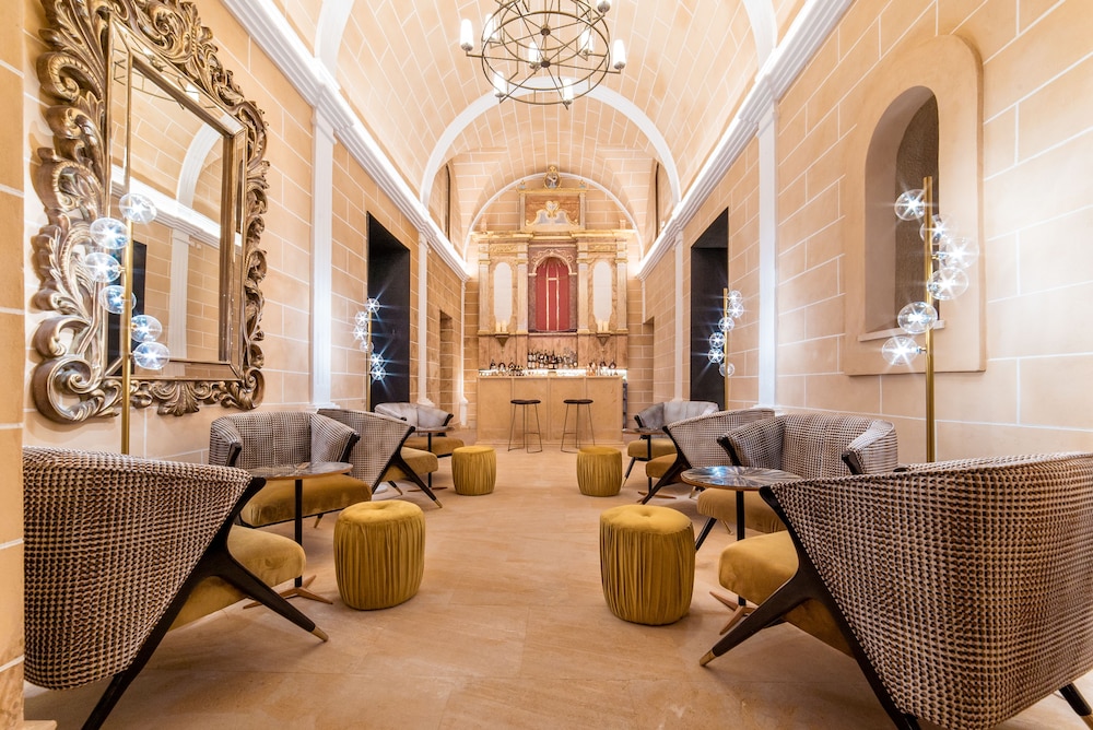 Hotel Creu de Tau Only Adults — Restaurant & bars in Capdepera, Balearic Islands