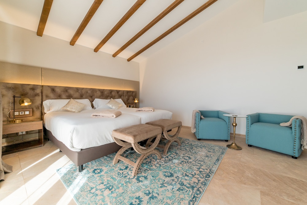 Hotel Creu de Tau Only Adults — Hotel rooms in Capdepera, Balearic Islands