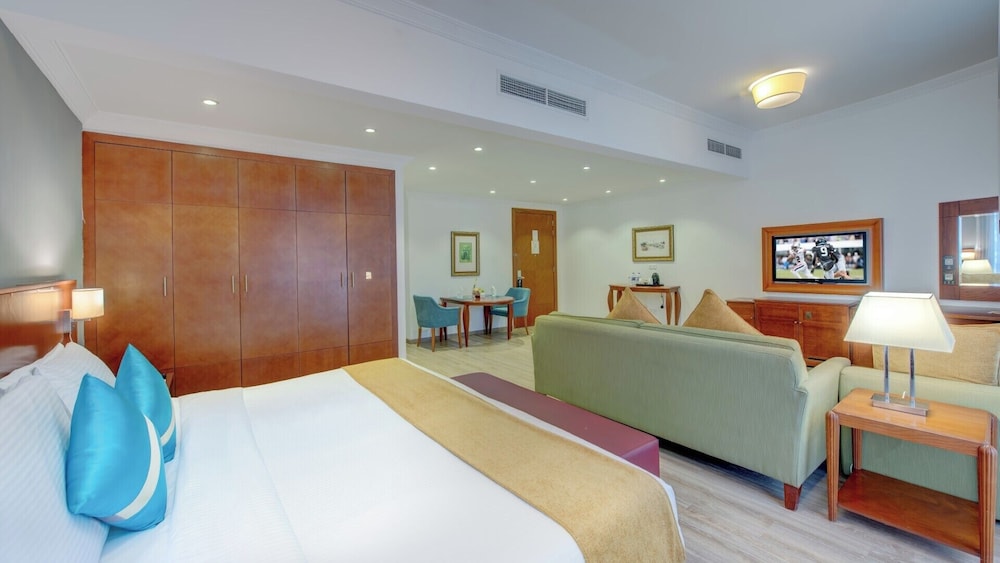 Donatello Hotel — Hotel rooms in Dubai