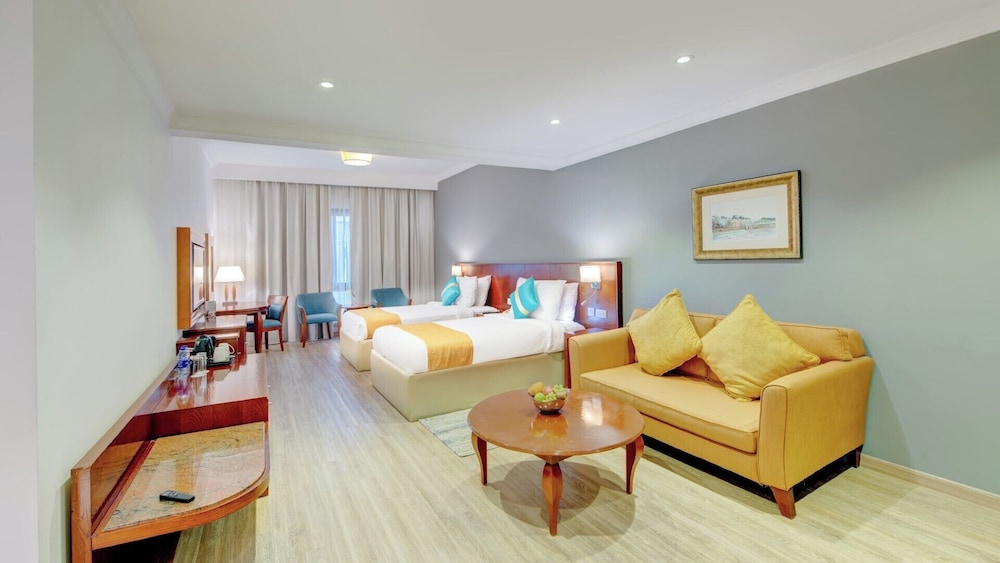 Donatello Hotel — Hotel rooms in Dubai
