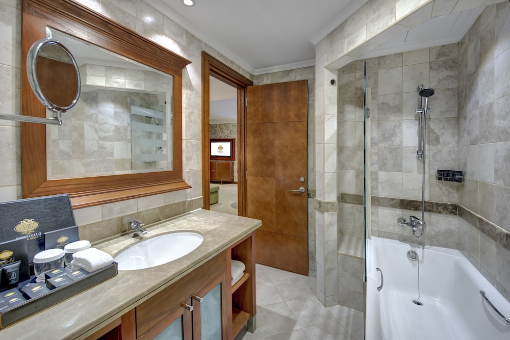 Donatello Hotel — Hotel rooms in Dubai