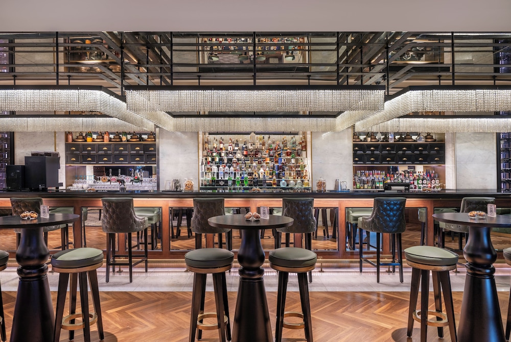 The H Dubai — Restaurant & bars in Dubai