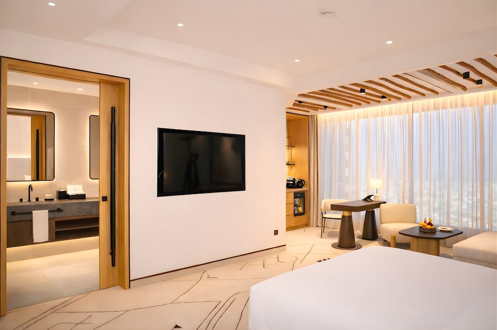The H Dubai — Hotel rooms in Dubai