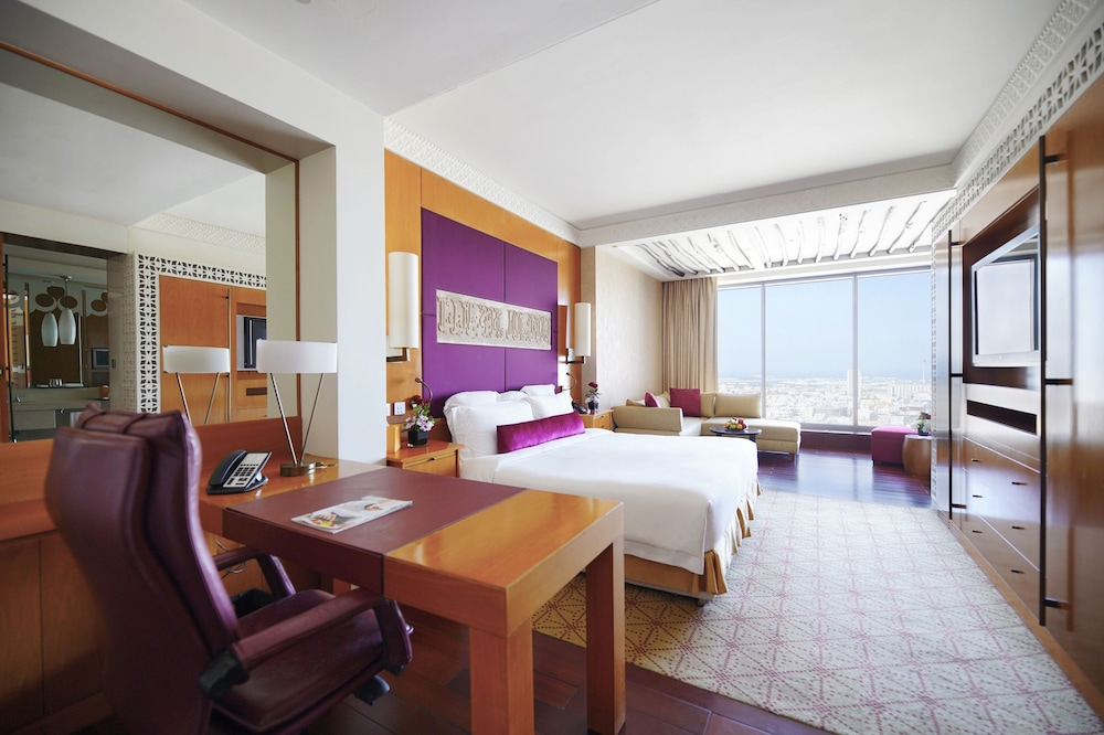 The H Dubai — Hotel rooms in Dubai