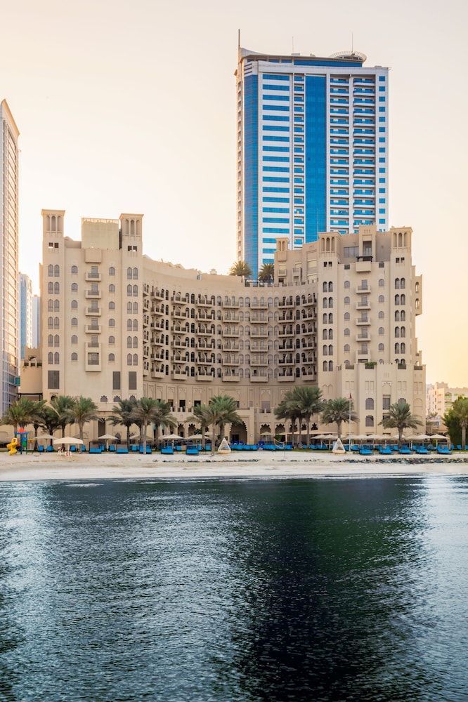 Bahi Ajman Palace Hotel - zdjęcie 4
