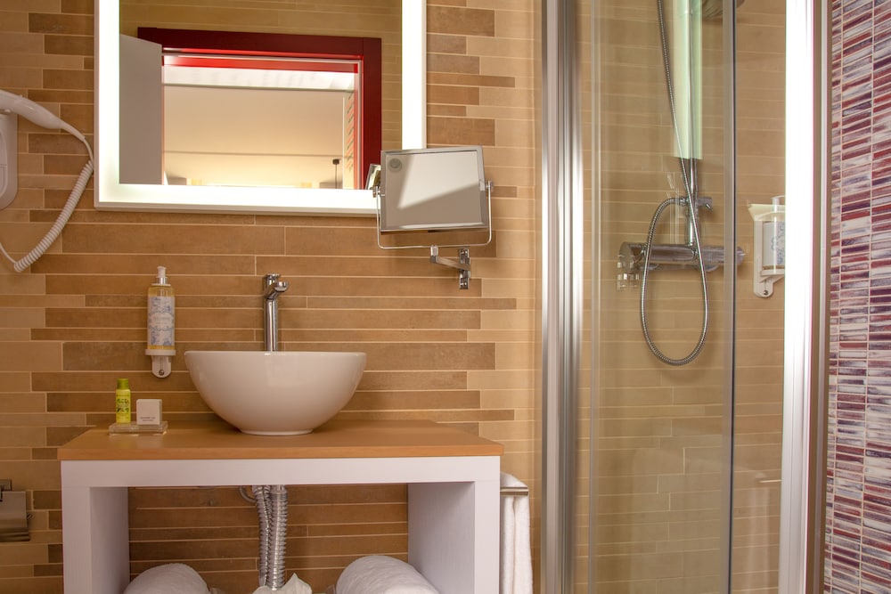 Be Poet Baixa Hotel — Hotel rooms in Lisbon, Lisboa