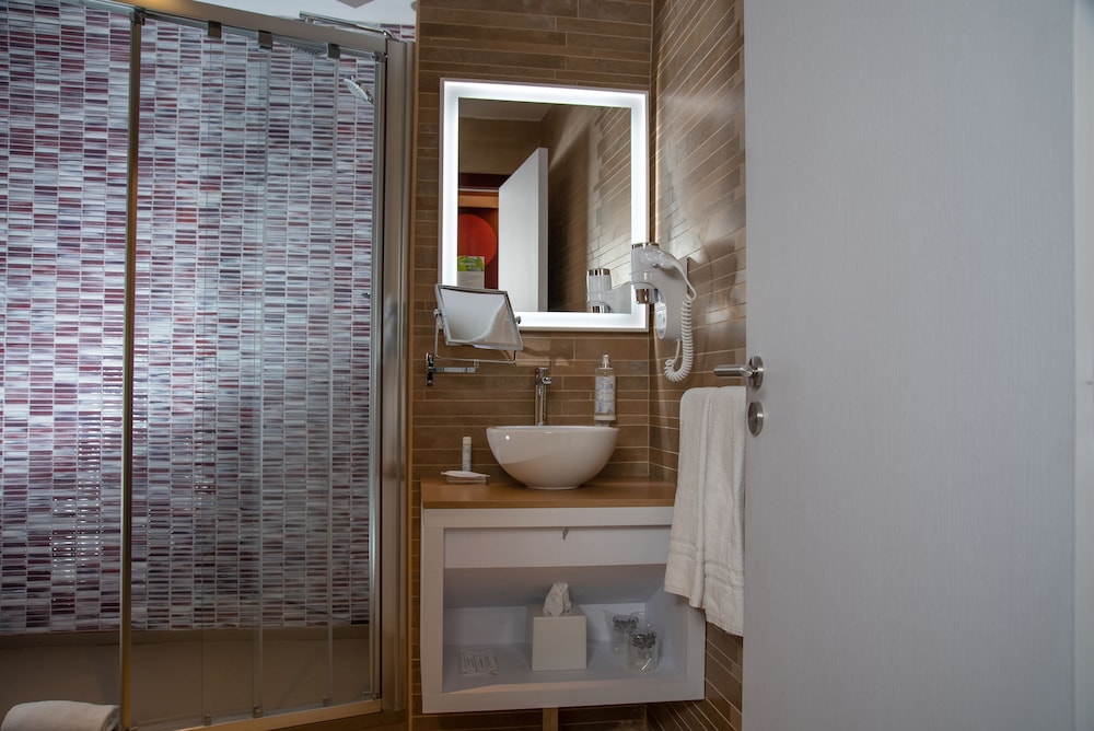 Be Poet Baixa Hotel — Hotel rooms in Lisbon, Lisboa
