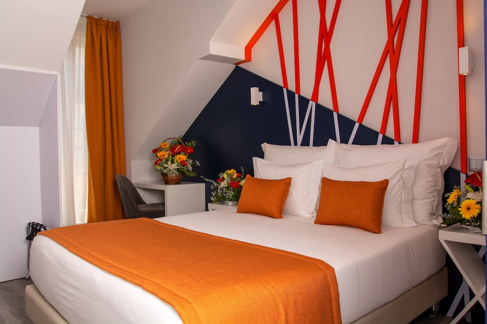 Be Poet Baixa Hotel — Hotel rooms in Lisbon, Lisboa