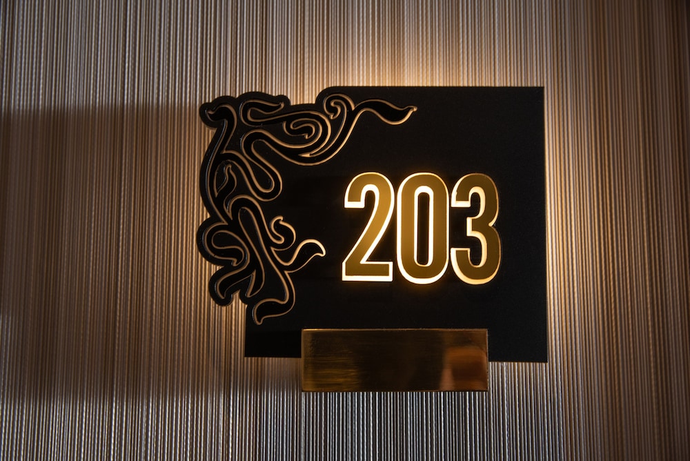 Be Poet Baixa Hotel — Hotel rooms in Lisbon, Lisboa