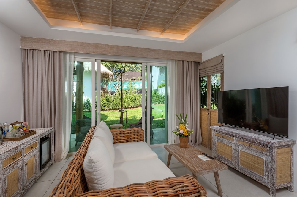 Eden Beach Khao Lak Resort & Spa — Khao Lak, Phang Nga