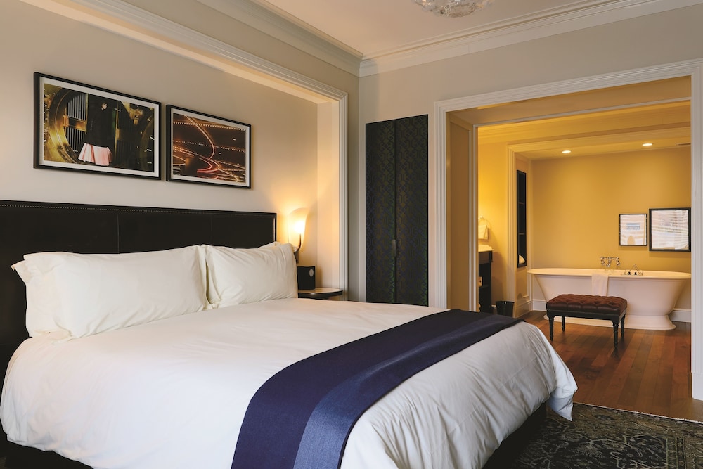 The Reserve at Park MGM — Hotel rooms in Las Vegas, Nevada