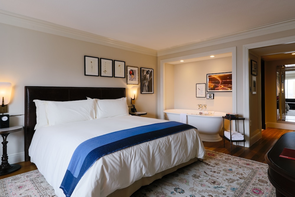 The Reserve at Park MGM — Hotel rooms in Las Vegas, Nevada