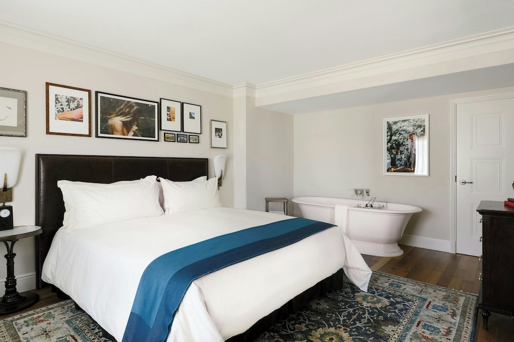 The Reserve at Park MGM — Hotel rooms in Las Vegas, Nevada