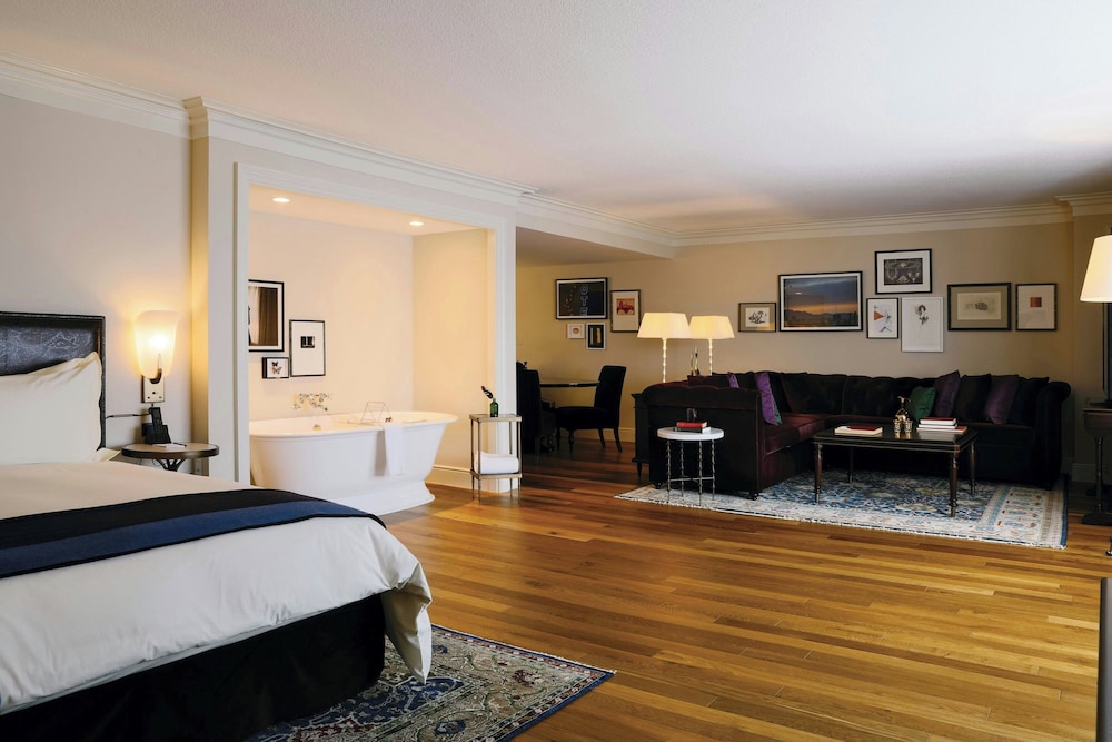 The Reserve at Park MGM — Hotel rooms in Las Vegas, Nevada