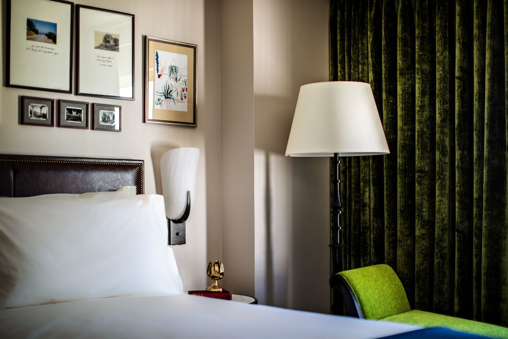 The Reserve at Park MGM — Hotel rooms in Las Vegas, Nevada