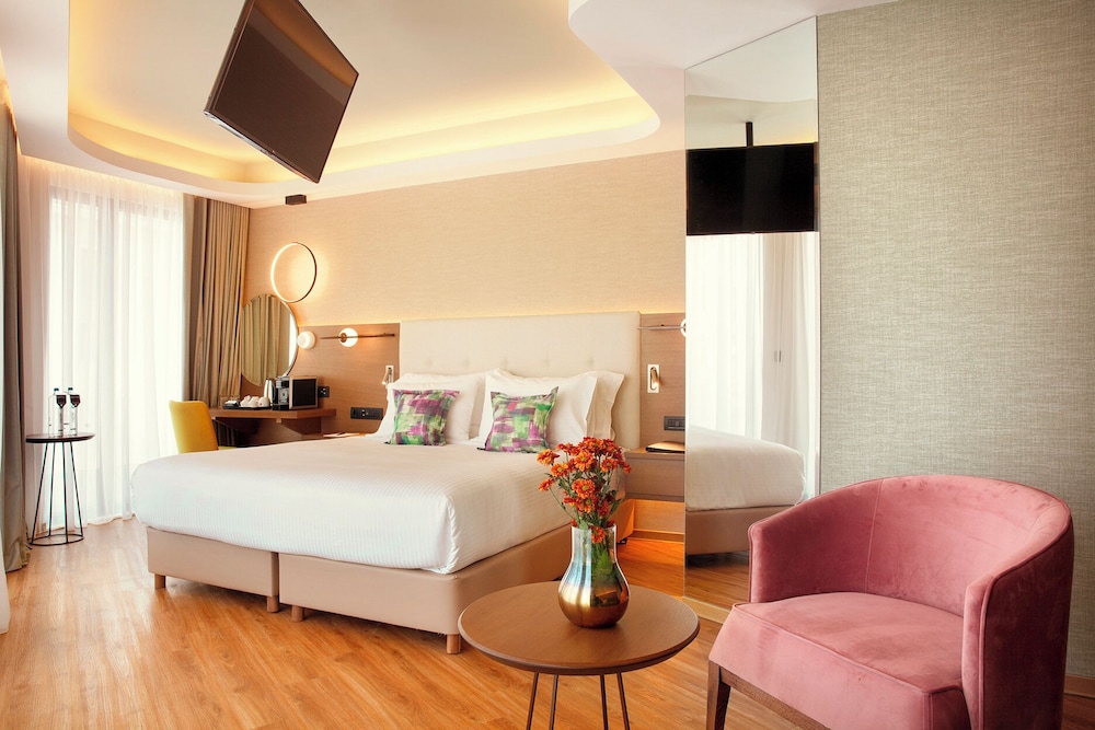 Zeus Essence Wyndham Athens Residence - zdjęcie 5
