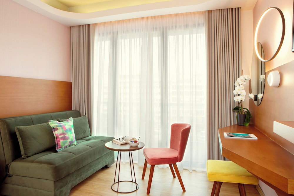 Zeus Essence Wyndham Athens Residence — Hotel rooms in Athens, Attica