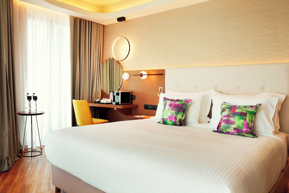 Zeus Essence Wyndham Athens Residence — Hotel rooms in Athens, Attica