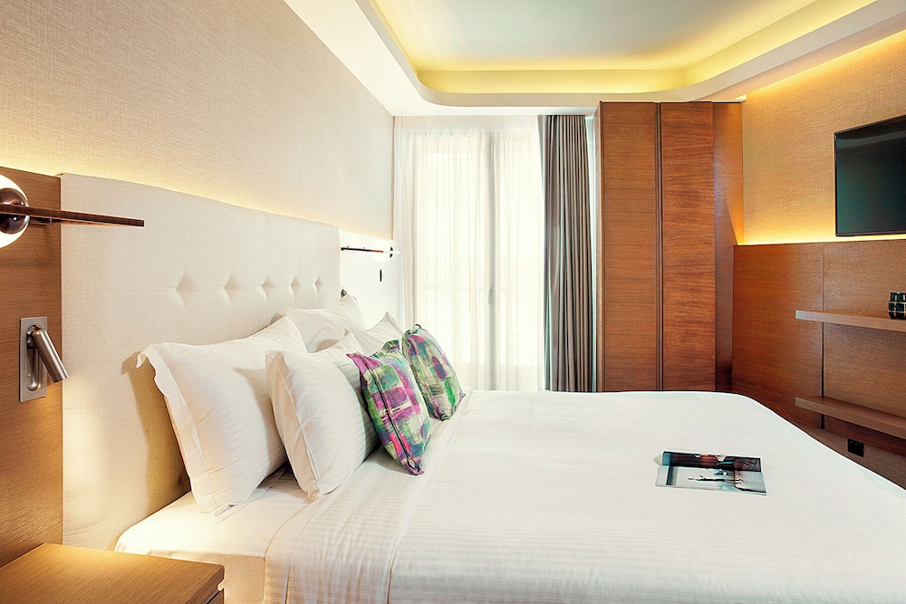 Zeus Essence Wyndham Athens Residence — Hotel rooms in Athens, Attica