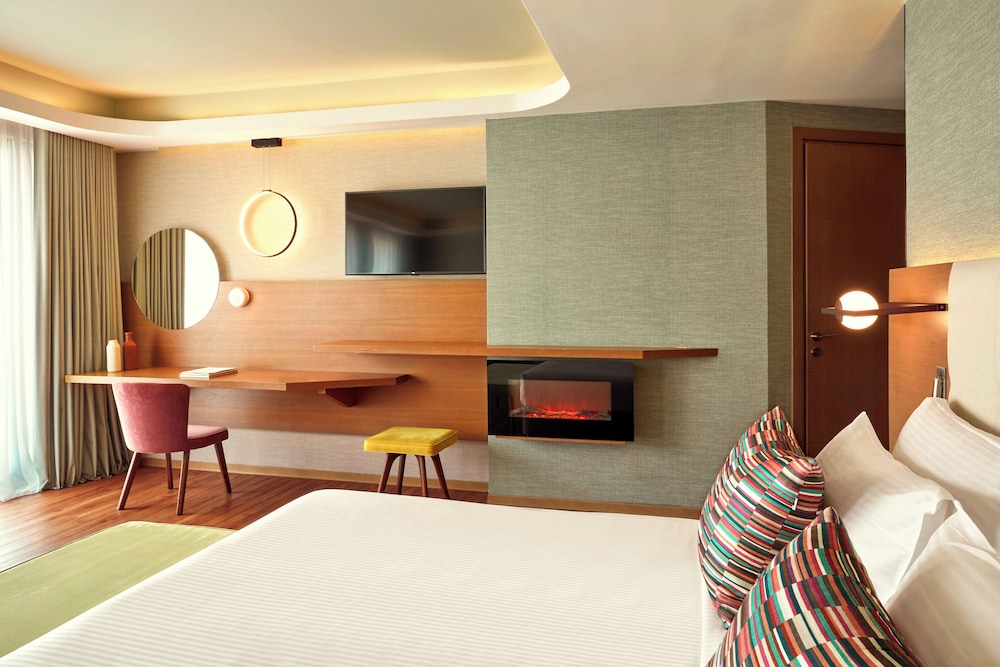 Zeus Essence Wyndham Athens Residence — Hotel rooms in Athens, Attica