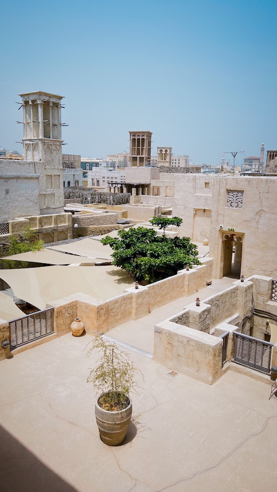 Al Seef Heritage Hotel Dubai, Curio Collection by Hilton - zdjęcie 2